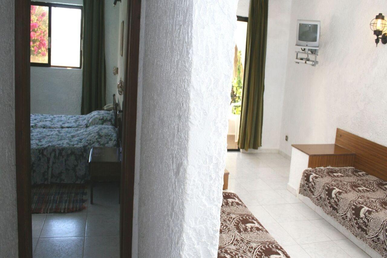 Hotel Oasis Rhodes 3*